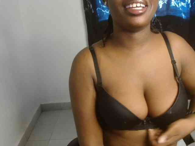 Creamy-blueberry webcam
