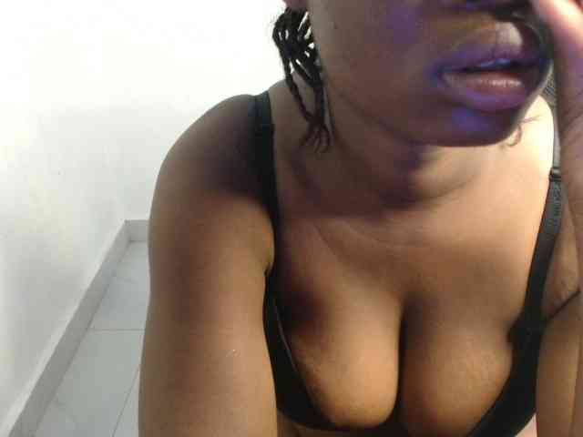 Nasty-fatpussyy
