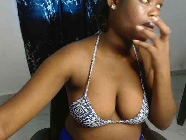 Nasty-fatpussyy