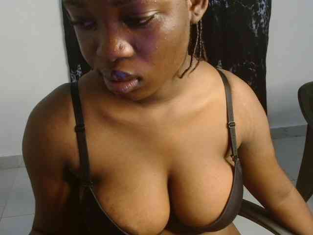 Creamy-blueberry webcam