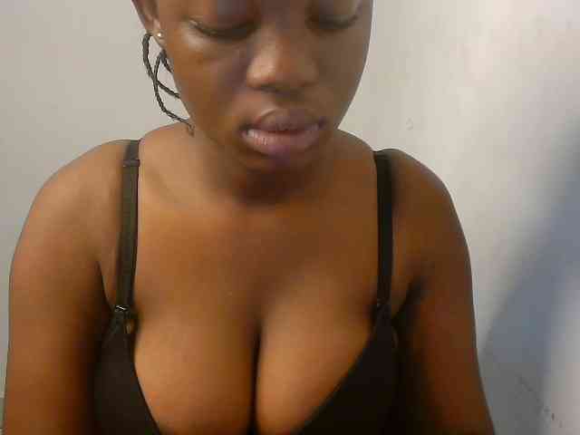 Nasty-fatpussyy webcam