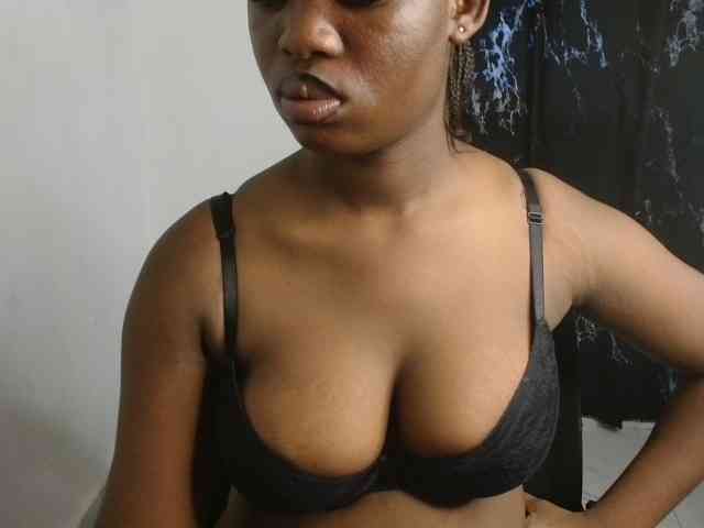 Nasty-fatpussyy webcam