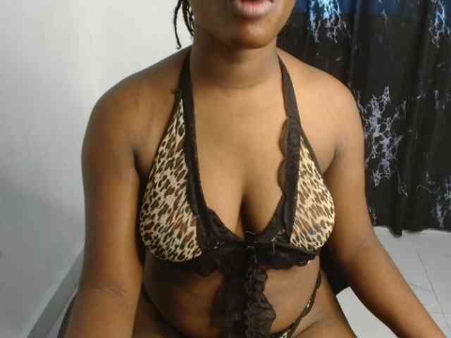 Nasty-fatpussyy webcam