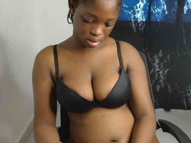 Nasty-fatpussyy webcam