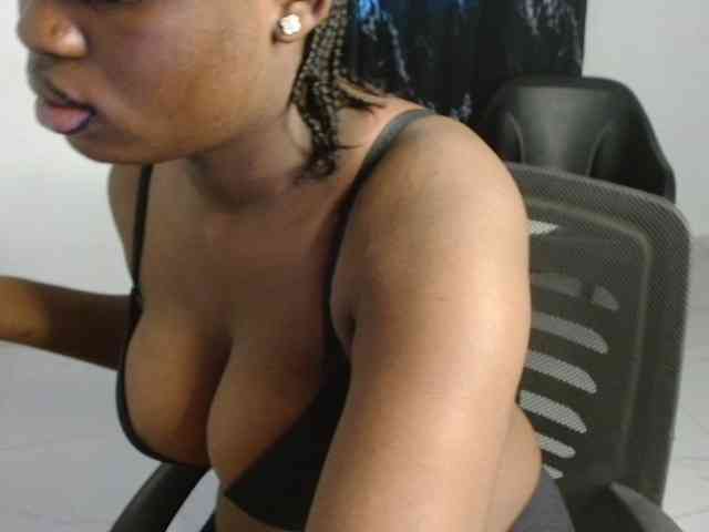 Nasty-fatpussyy
