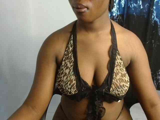 Nasty-fatpussyy webcam