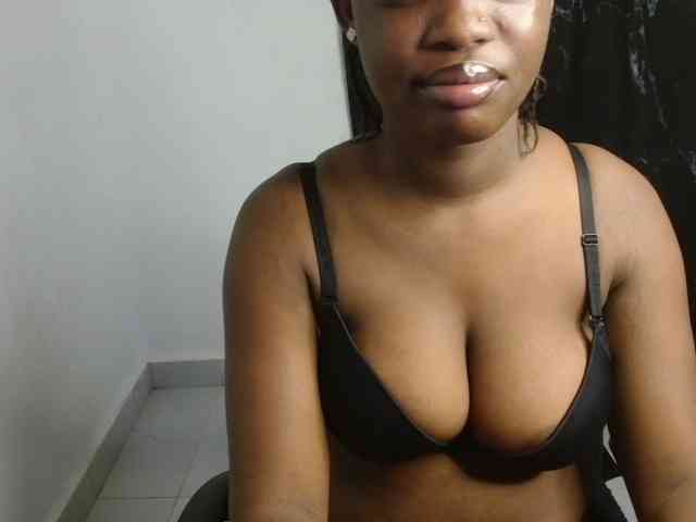 Nasty-fatpussyy webcam