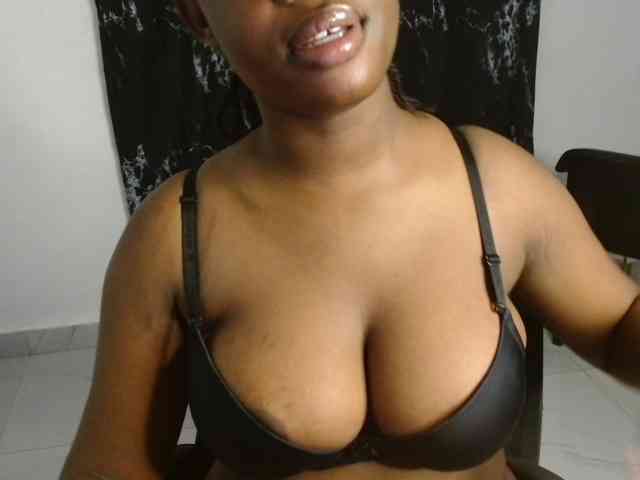 Creamy-blueberry webcam