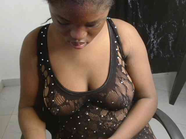 Nasty-fatpussyy