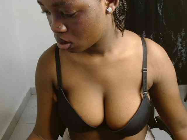 Nasty-fatpussyy webcam