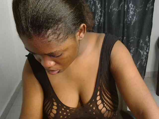 Creamy-blueberry webcam