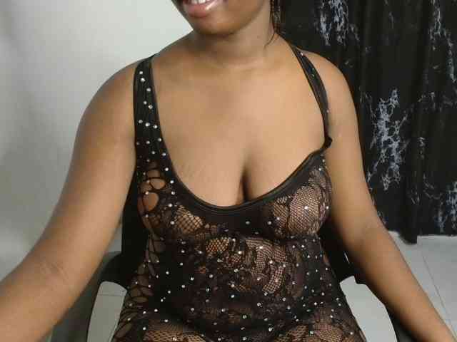 Nasty-fatpussyy webcam