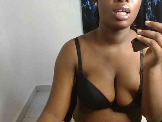 Nasty-fatpussyy webcam