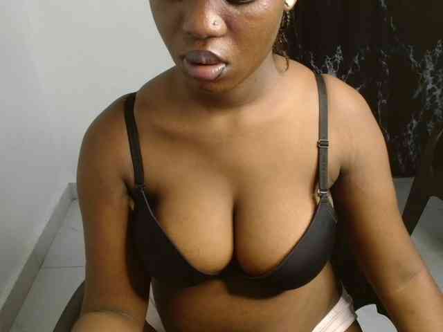 Nasty-fatpussyy webcam