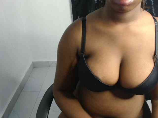 Nasty-fatpussyy webcam