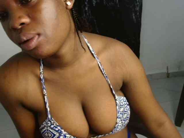 Creamy-blueberry webcam