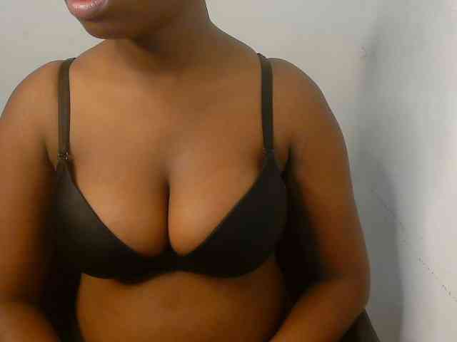 Nasty-fatpussyy webcam