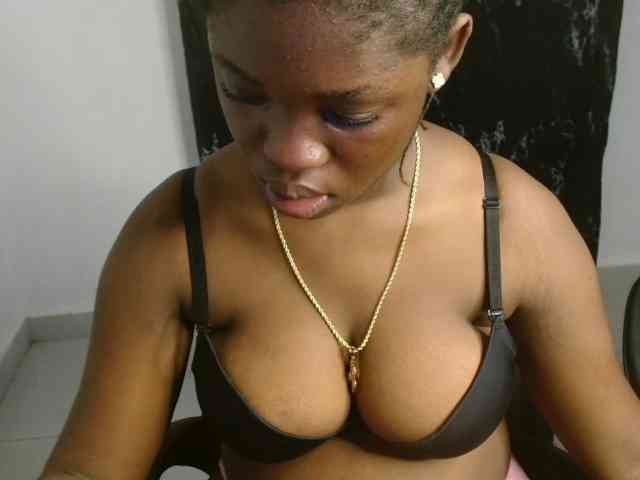 Creamy-blueberry webcam