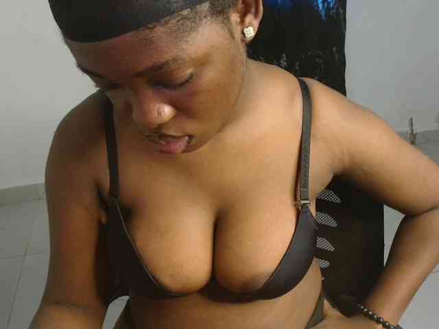 Creamy-blueberry webcam