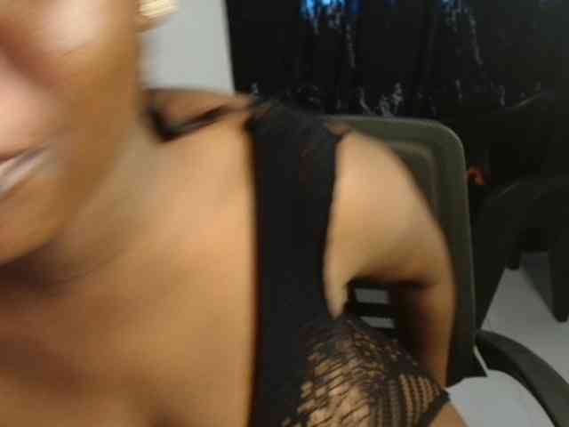 Nasty-fatpussyy webcam