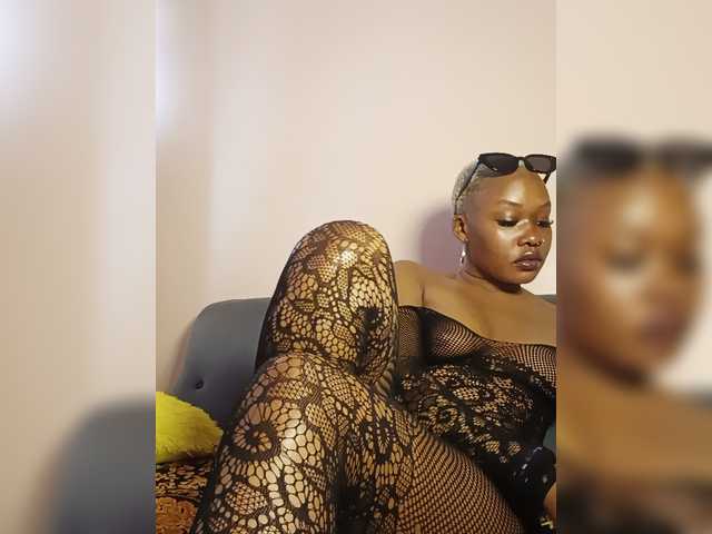 Hotness-vispicy live cam on BongaCams