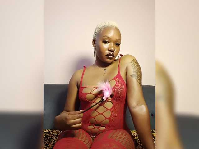 Hotness-vispicy live cam on BongaCams
