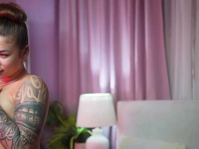 AmeliaBarbie live cam on BongaCams