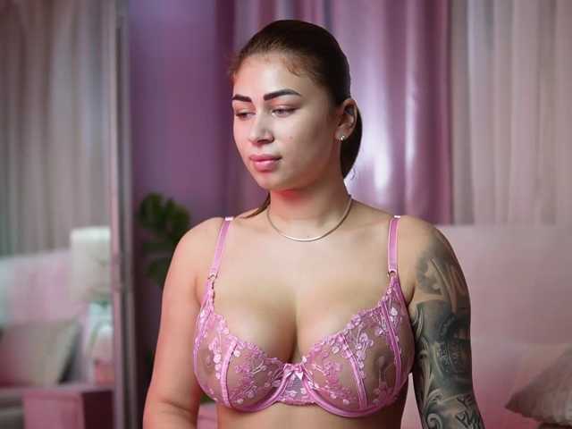 AmeliaBarbie live cam on BongaCams