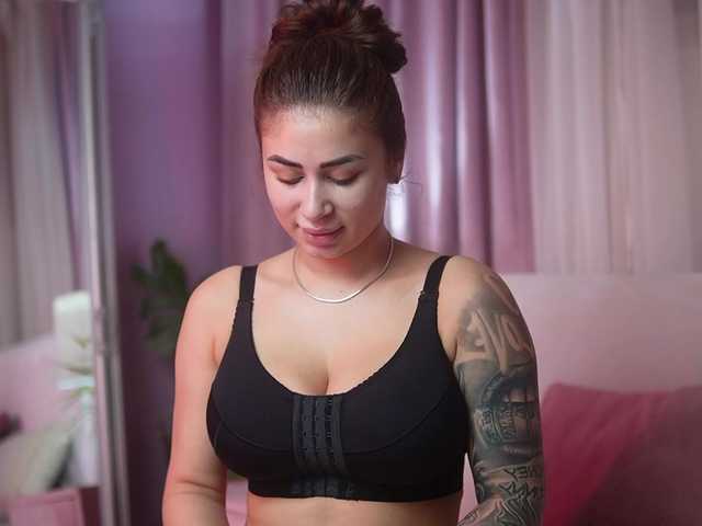 AmeliaBarbie live cam on BongaCams