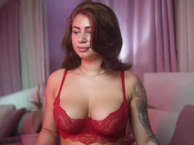 AmeliaBarbie live cam on BongaCams