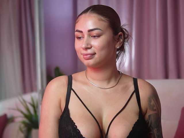 AmeliaBarbie live cam on BongaCams