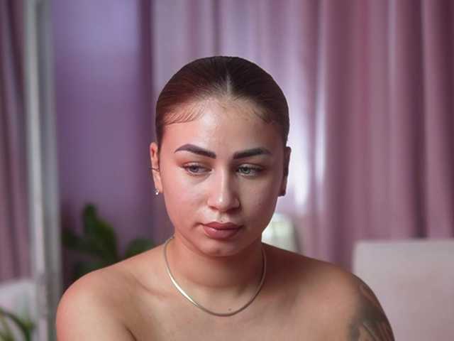 AmeliaBarbie live cam on BongaCams