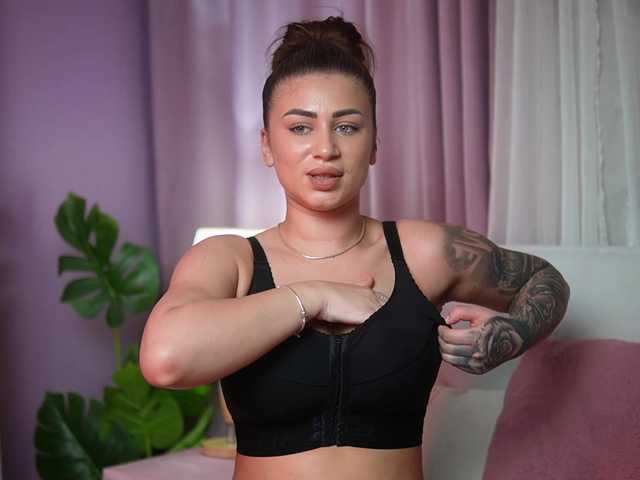 AmeliaBarbie's BongaCams show and profile