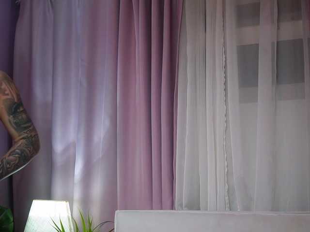 AmeliaBarbie's BongaCams show and profile