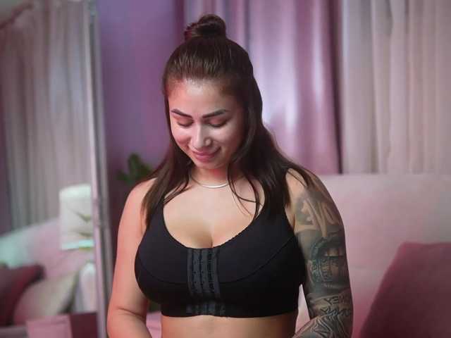 AmeliaBarbie live cam on BongaCams