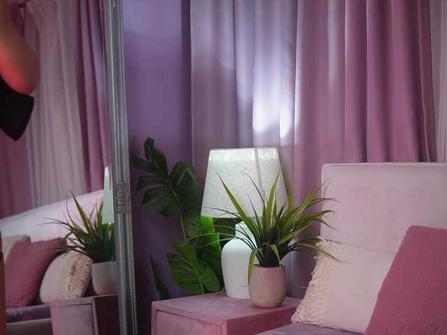 AmeliaBarbie live cam on BongaCams