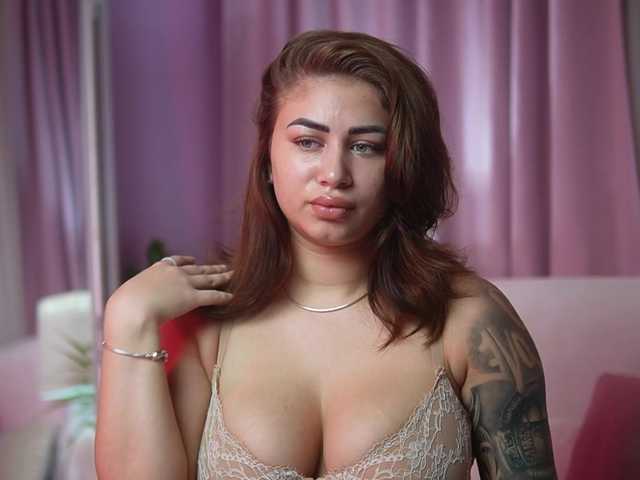 AmeliaBarbie live cam on BongaCams