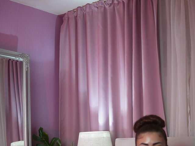 AmeliaBarbie live cam on BongaCams