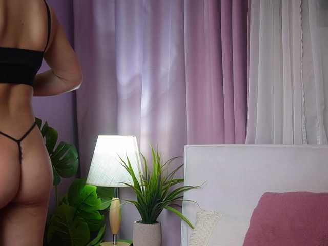AmeliaBarbie's BongaCams show and profile