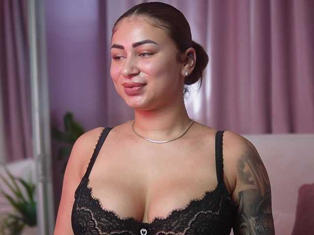 AmeliaBarbie live cam on BongaCams