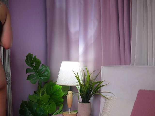 AmeliaBarbie's BongaCams show and profile