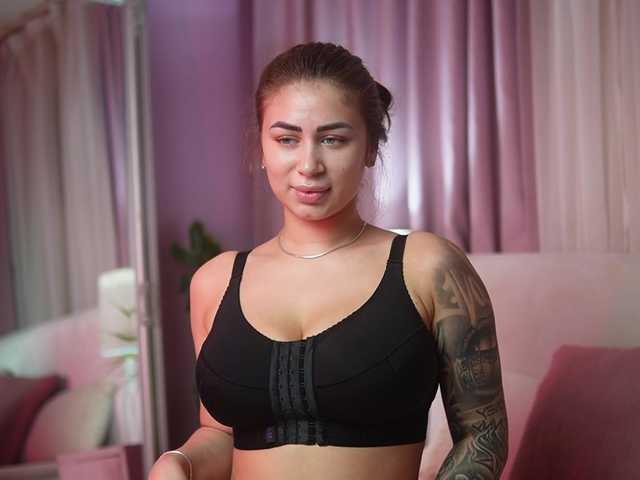 AmeliaBarbie live cam on BongaCams