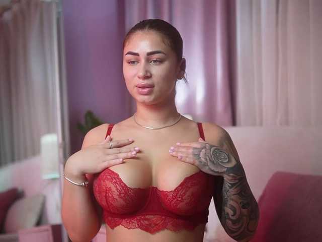 AmeliaBarbie live cam on BongaCams