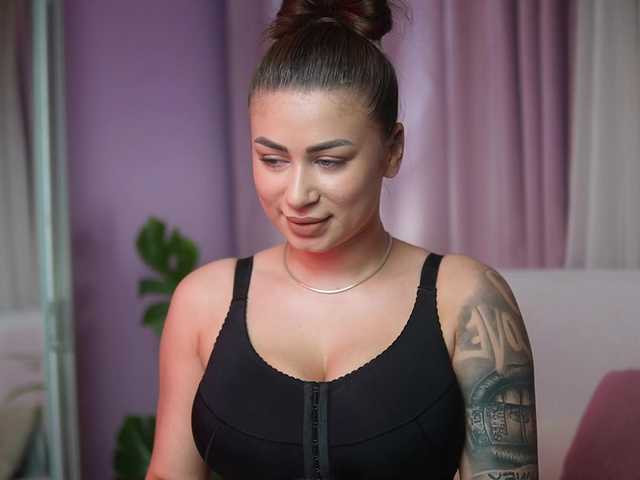 AmeliaBarbie's BongaCams show and profile