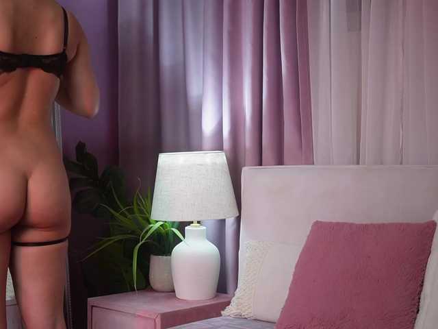 AmeliaBarbie live cam on BongaCams