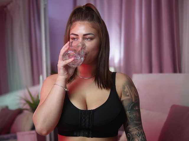 AmeliaBarbie live webcam show