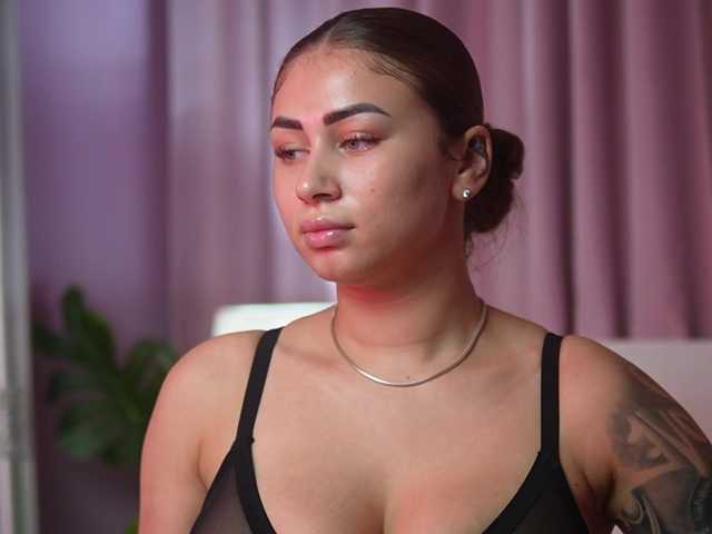 AmeliaBarbie live cam on BongaCams