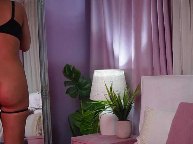 AmeliaBarbie live cam on BongaCams