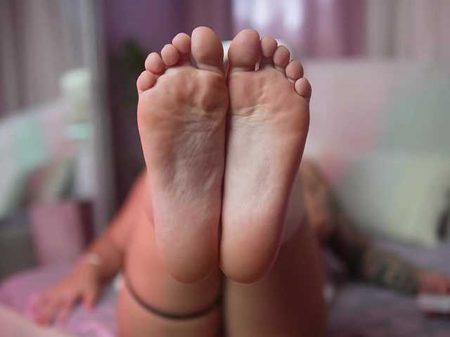 AmeliaBarbie live cam on BongaCams