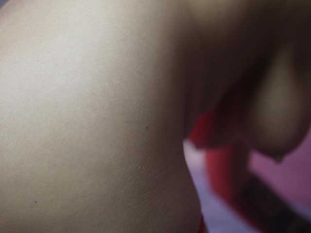 AmeliaBarbie live cam on BongaCams
